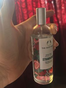 The Body Shop Strawberry Mist