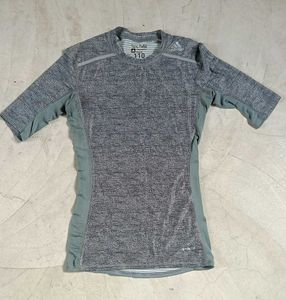 Adidas Techfit T-Shirt original and branded