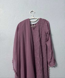 Elegant Purple Embroidered Kurta