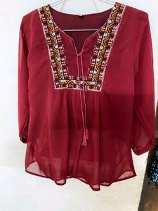 Like New Top ❤️❤️🤎