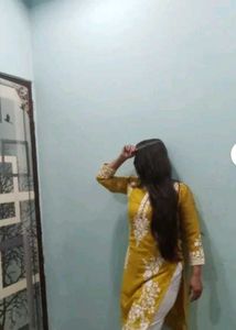 Totally New Pakistani Suit And Pajama