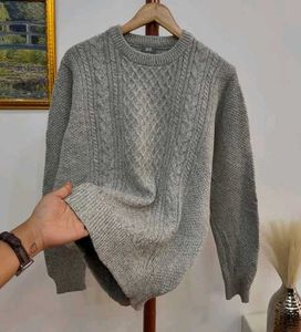 Uniqlo Cable Knit Sweater