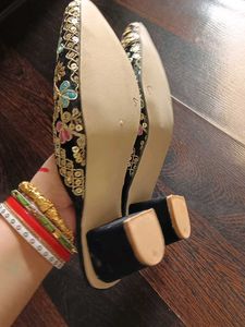 Stylish Kolapuri Heel