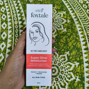 foxtale super glow moisturizer
