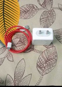 SUPERVOOC NEW AND ORIGINAL 80 WATT MOBILE CHARGER