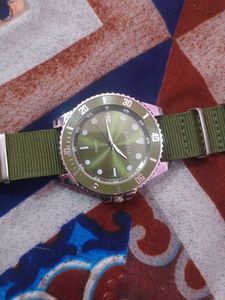 Laurels Olive Green Quartz Watch