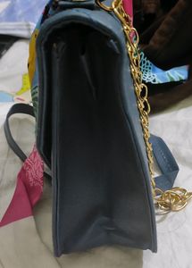 Beautiful Blue Sling Bag For Ladies 🎀