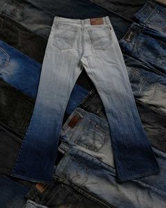 MET BELL BOTTOM JEANS