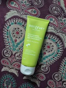 Dot and Key Cica Salicylic Acid Face Wash for Oily
