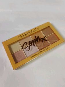 Huda Beauty Highlighter New