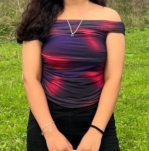 Off SHOULDER TOP