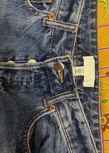 H&amp;m Straight Jeans