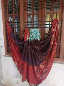 Saree With Blouse