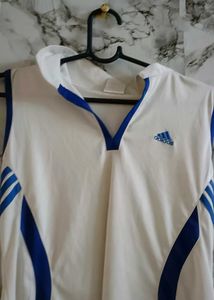 Sports T-shirt