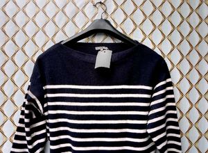 New with tag asthetic Striped Knit Sweater