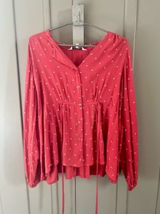 Label Ritu Kumar Embroidary  Top