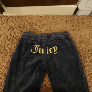 Low waisted Juicy Couture Velour Pants