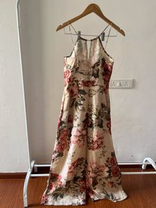 VINTAGE ROMANCE FLORAL JUMPSUIT