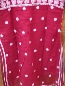 Gently Used Red &amp; White Lucknow Embroidered Kurti