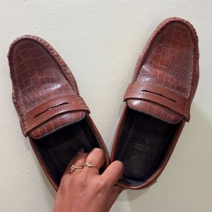 Zudio Brown Loafers For Women