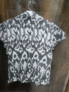 Cotton Printed Top With Zip