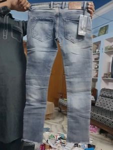 Beand New JEANS