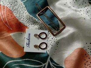 Earrings & Hair Clip