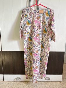 Kurta Pant Set V-Neck