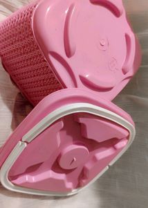 Mini 2 Basket &amp; Nivea Roll On