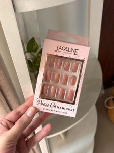 Jaquline USA Press On Nails