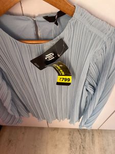 New Fig Bell Sleeve Top With Attached Inner