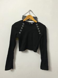 H&M Black Long Sleeve Top🖤