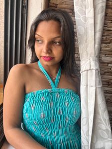 Halter Neck Pretty Comfort Gown