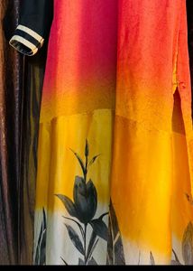 Very Comfortable Kurti Looks Gorgeous