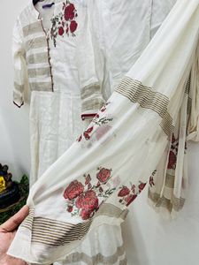 Beautiful Ready To Wear Anarkali Suit