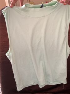 Ribbed Sleeveless Top