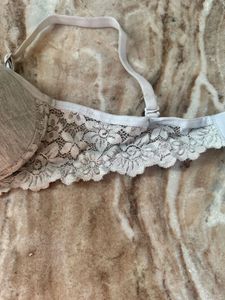 Lace Trim Bra 🔥