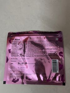 Zudio Lip Mask