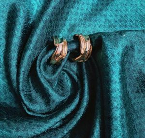 Anti Tarnish Gold Tone Hoop Earrings✨