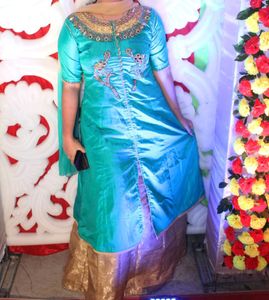 Women Embroidered Straight Kurta &amp; Choli