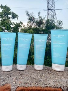 Combo Pack ❤️ Dot &amp; Key Barrier Repair 🫐 Facewash