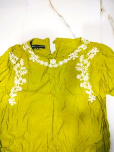 Parrot Green ZARA Top