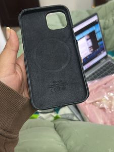 Iphone 14/13 Cover/Case