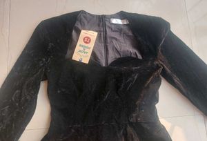 Korean Style Elegant Black Velvet Mini Dress