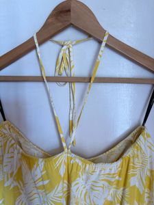 FOREVER 21 Beautiful Halter Top