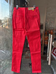 Men’s Red Pant