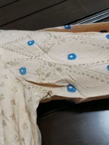 W Brand Women Embellished Printed Cotton Kurta