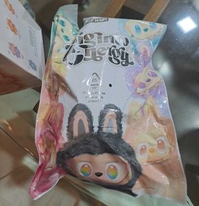 Labubu Brand New Sealed Box Blind Bag