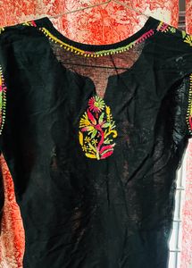 Lucknow Chikan Short Kurta