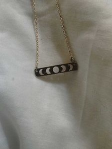 🌙 Phase Necklace